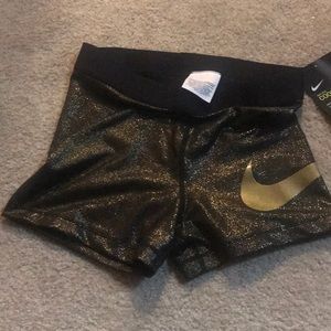 NWT Never worn spandex Nike shirts Small